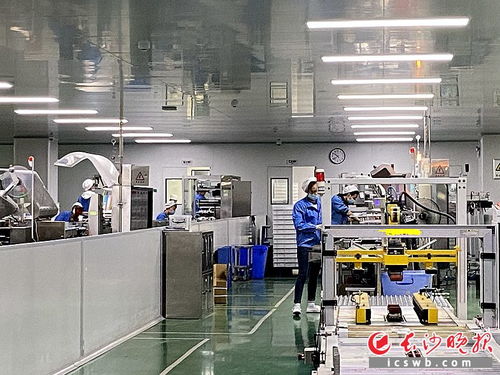 品質(zhì)與創(chuàng)新雙輪驅(qū)動(dòng) 長(zhǎng)沙藥企科研投入持續(xù)加碼，新品競(jìng)相涌現(xiàn)